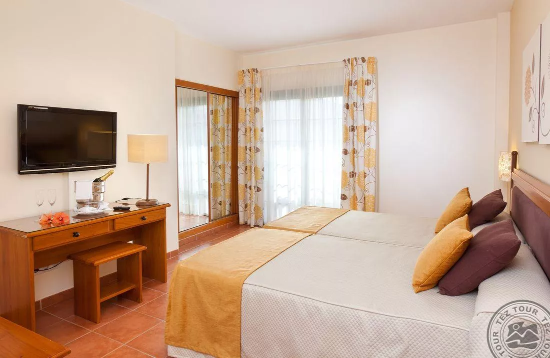 Hotel-Isabel-1-bedroom-Villa-2-1_8299.jpg