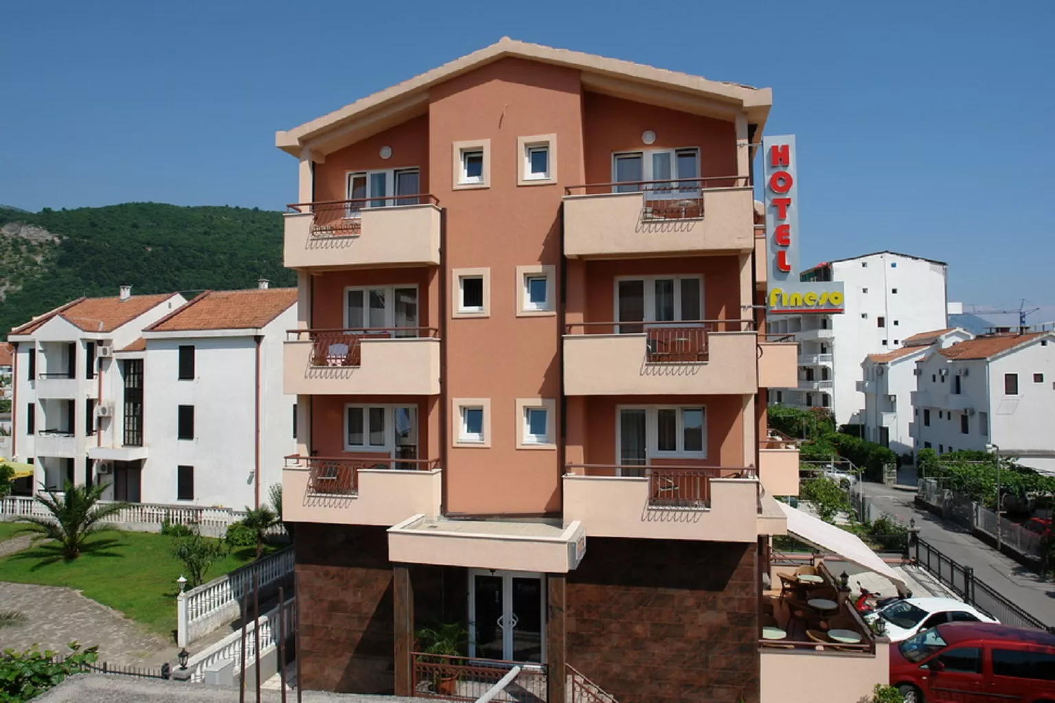 Viešbutis „Fineso“ (Budva, Juodkalnija)