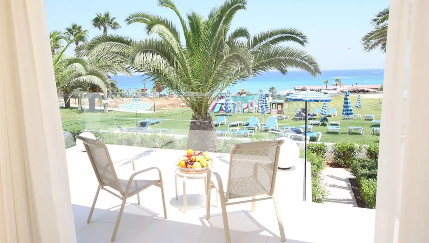 Viešbutis „Odessa Beach“ (Larnaka, Kipras)