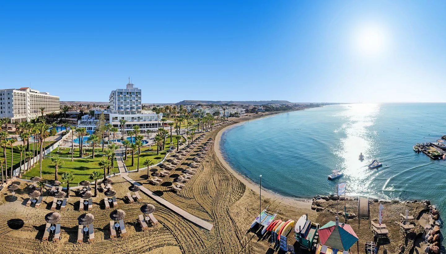 Viešbutis „Golden Bay Beach“ (Larnaka, Kipras)