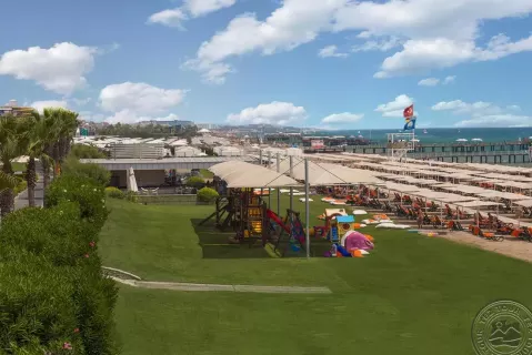 Beach_1_502.jpg