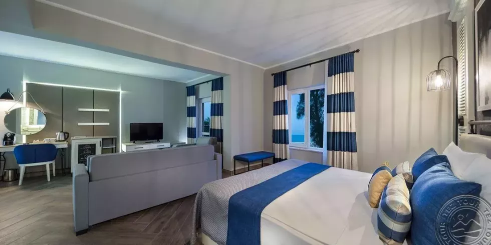 Deluxe_Room_3_3755.jpg