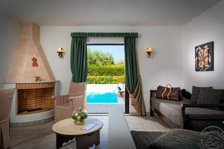 Viešbutis „HERSONISSOS MARIS“ (Heraklionas, Kreta, Graikija)