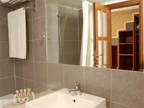 Viešbutis „THEARTEMIS PALACE“ (Retimnas, Kreta, Graikija)