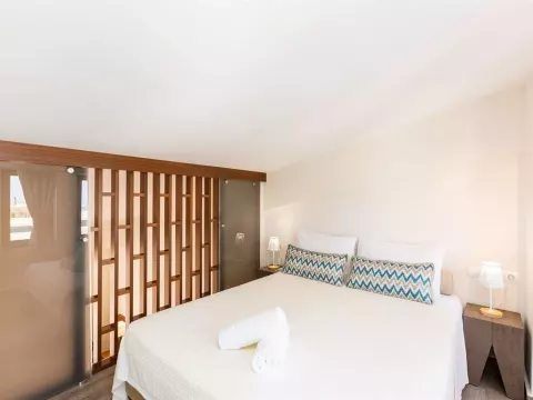 Viešbutis „THEARTEMIS PALACE“ (Retimnas, Kreta, Graikija)