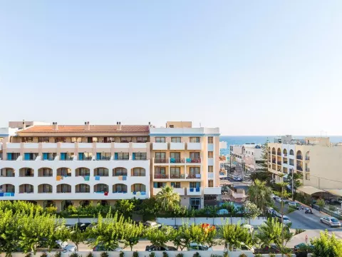 Viešbutis „THEARTEMIS PALACE“ (Retimnas, Kreta, Graikija)