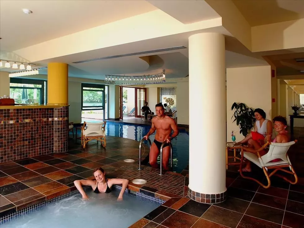 Viešbutis „THEARTEMIS PALACE“ (Retimnas, Kreta, Graikija)