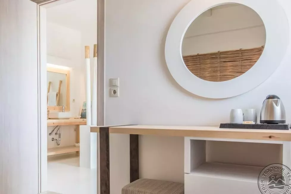 Viešbutis „EVA MARE HOTEL & SUITES“ (Heraklionas, Kreta, Graikija)