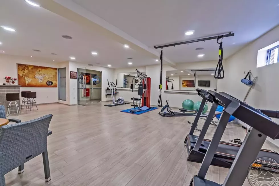 low_LEFKONIKO_GYM__2__8186.jpg