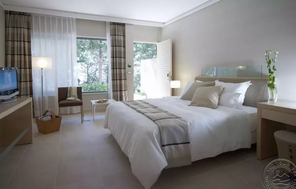 ph_Garden_Room_-_Rodos_Palace_Hotel_7963.jpg