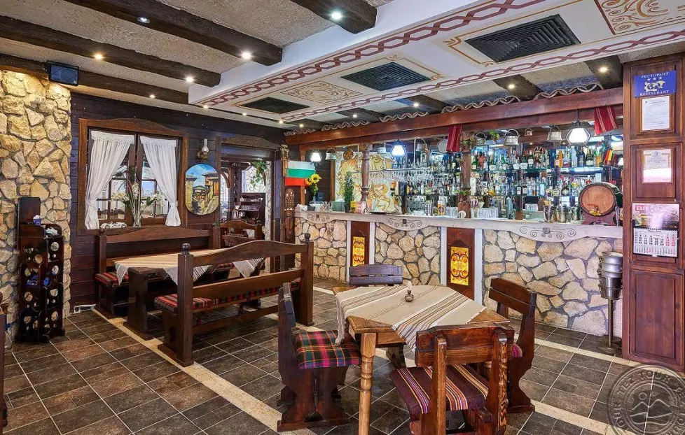 Viešbutis „KAROLINA“ (Saulėtasis krantas, Burgasas, Bulgarija)