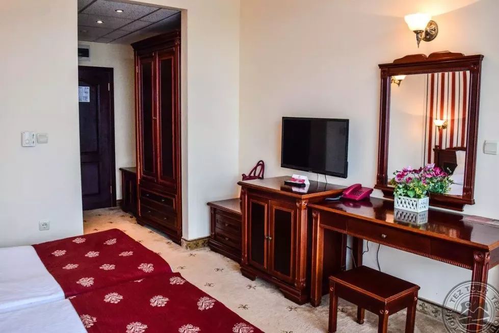 Viešbutis „KAROLINA“ (Saulėtasis krantas, Burgasas, Bulgarija)