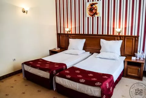 Viešbutis „KAROLINA“ (Saulėtasis krantas, Burgasas, Bulgarija)