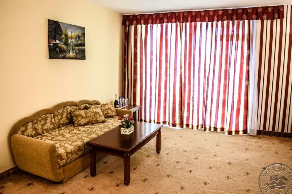 Viešbutis „KAROLINA“ (Saulėtasis krantas, Burgasas, Bulgarija)