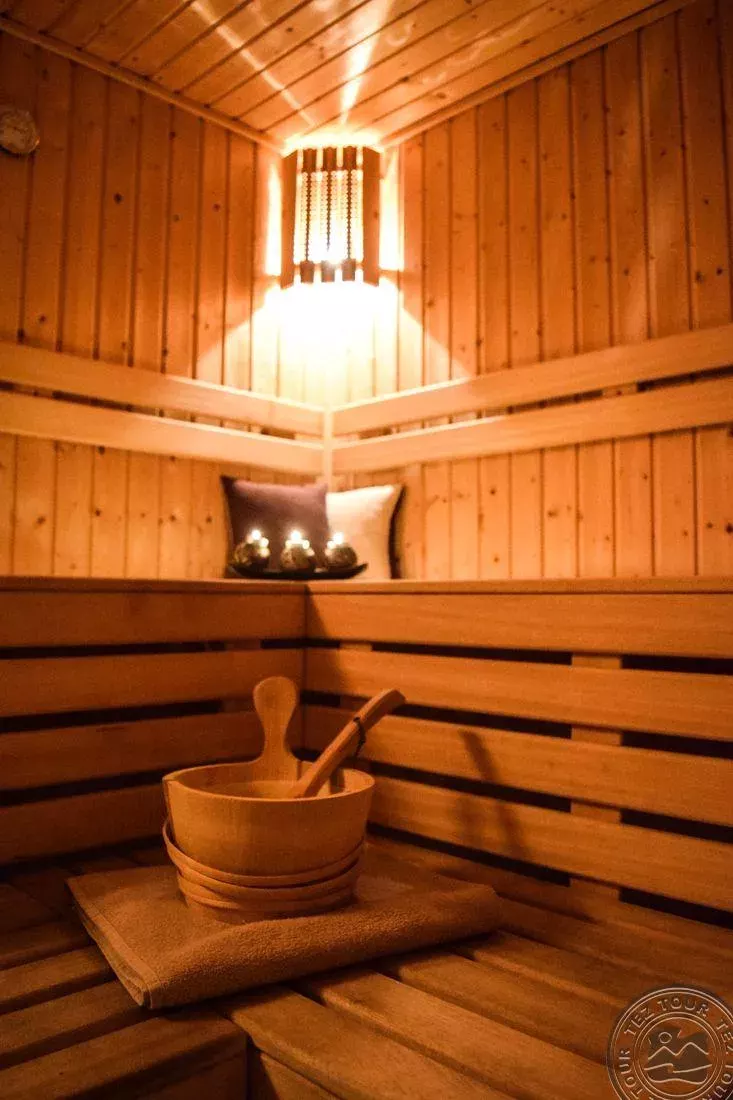 Viešbutis „KAROLINA“ (Saulėtasis krantas, Burgasas, Bulgarija)