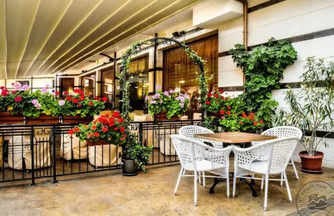 Viešbutis „KAROLINA“ (Saulėtasis krantas, Burgasas, Bulgarija)