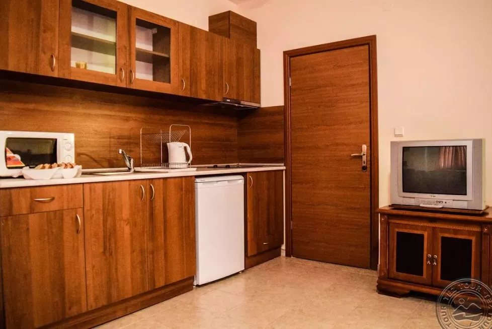 Viešbutis „KAROLINA“ (Saulėtasis krantas, Burgasas, Bulgarija)