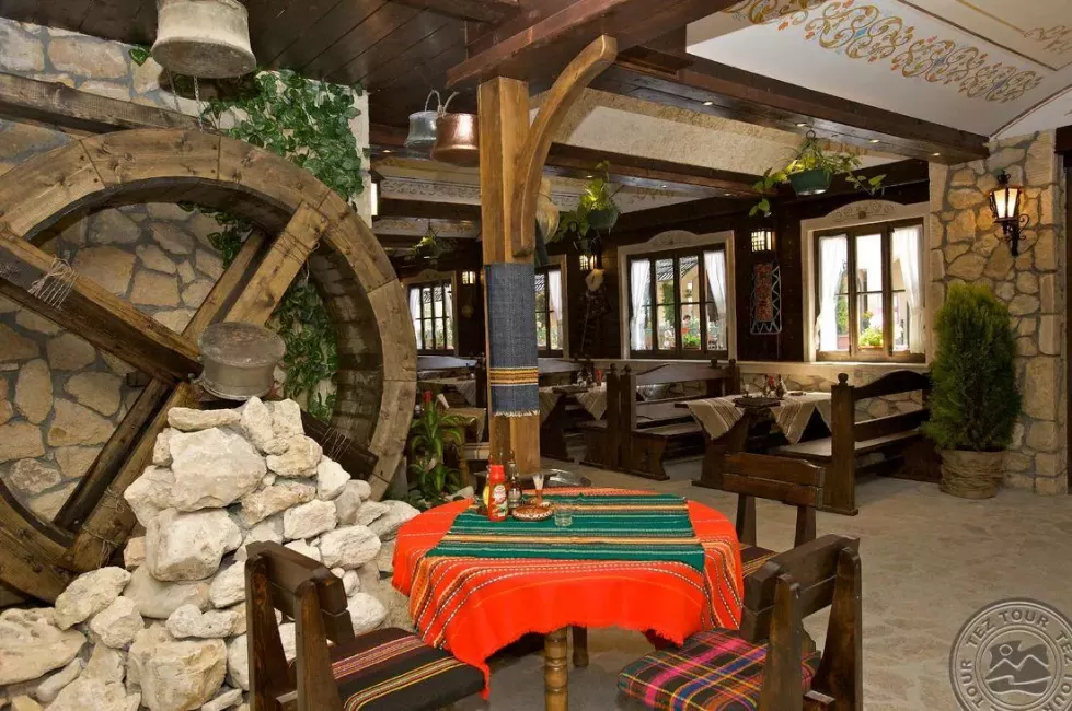 A-LA-CARTE_RESTAURANT_BULGARI_7_304.jpg