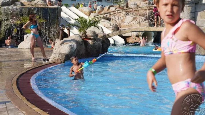 Viešbutis „KOTVA“ (Saulėtasis krantas, Burgasas, Bulgarija)