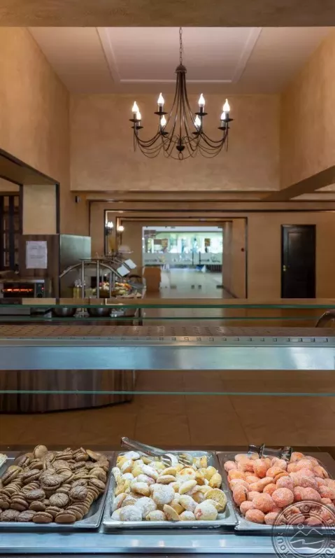 Viešbutis „KOTVA“ (Saulėtasis krantas, Burgasas, Bulgarija)