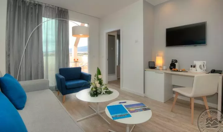 Viešbutis „HOVIMA COSTA ADEJE“ (Kosta adechė, Tenerifė, Ispanija)