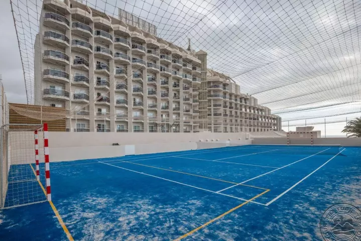 HOVIMA_Costa_Adeje_-_Canchas_deportivas__3__5949.jpg