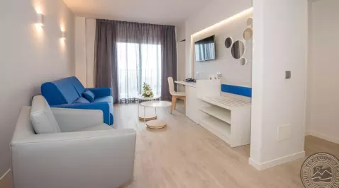 Viešbutis „HOVIMA COSTA ADEJE“ (Kosta adechė, Tenerifė, Ispanija)