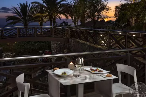 Viešbutis „MELIA JARDINES DEL TEIDE“ (Kosta adechė, Tenerifė, Ispanija)