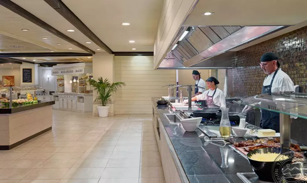 Viešbutis „H10 COSTA ADEJE PALACE“ (Kosta adechė, Tenerifė, Ispanija)