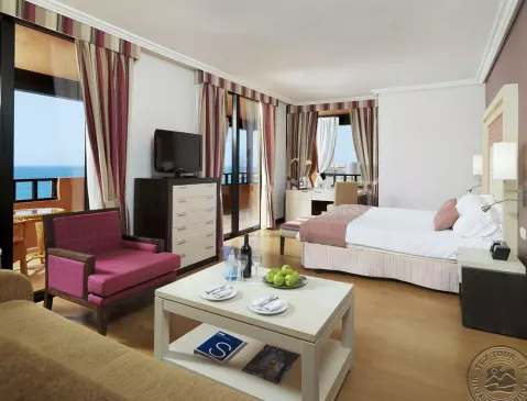 Viešbutis „H10 COSTA ADEJE PALACE“ (Kosta adechė, Tenerifė, Ispanija)