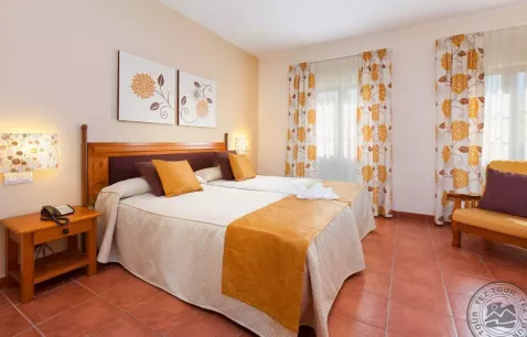 Viešbutis „GF ISABEL“ (Kosta adechė, Tenerifė, Ispanija)