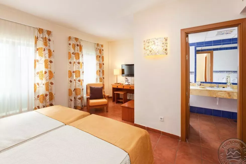 Viešbutis „GF ISABEL“ (Kosta adechė, Tenerifė, Ispanija)