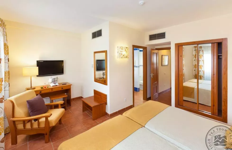 Viešbutis „GF ISABEL“ (Kosta adechė, Tenerifė, Ispanija)