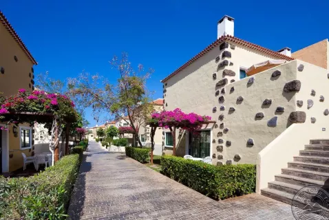 Viešbutis „GF ISABEL“ (Kosta adechė, Tenerifė, Ispanija)