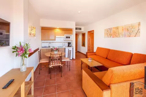 Viešbutis „GF ISABEL“ (Kosta adechė, Tenerifė, Ispanija)