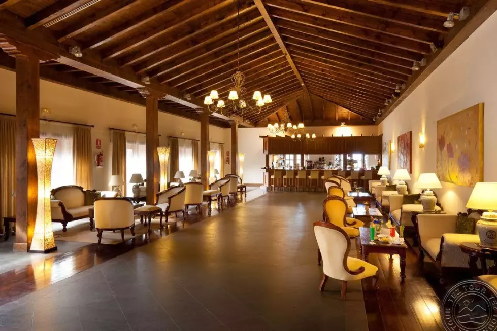 Viešbutis „GF ISABEL“ (Kosta adechė, Tenerifė, Ispanija)