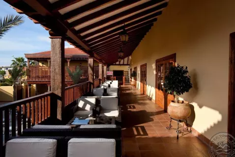 Viešbutis „GF ISABEL“ (Kosta adechė, Tenerifė, Ispanija)