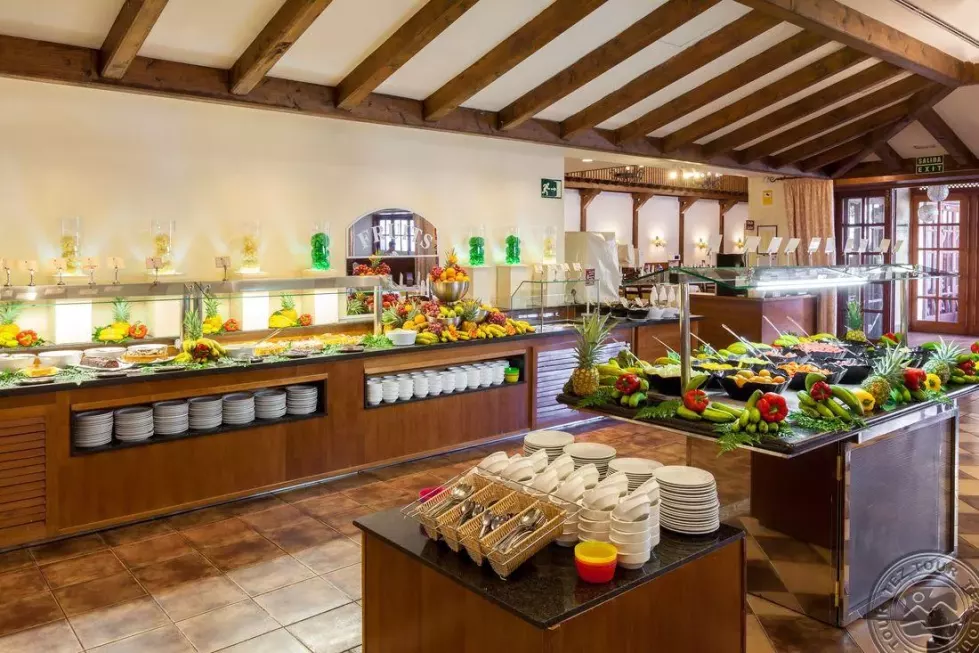 Viešbutis „GF ISABEL“ (Kosta adechė, Tenerifė, Ispanija)