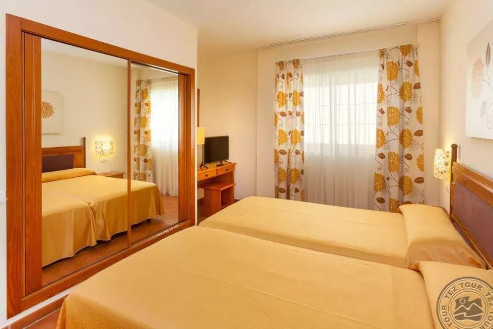 Viešbutis „GF ISABEL“ (Kosta adechė, Tenerifė, Ispanija)