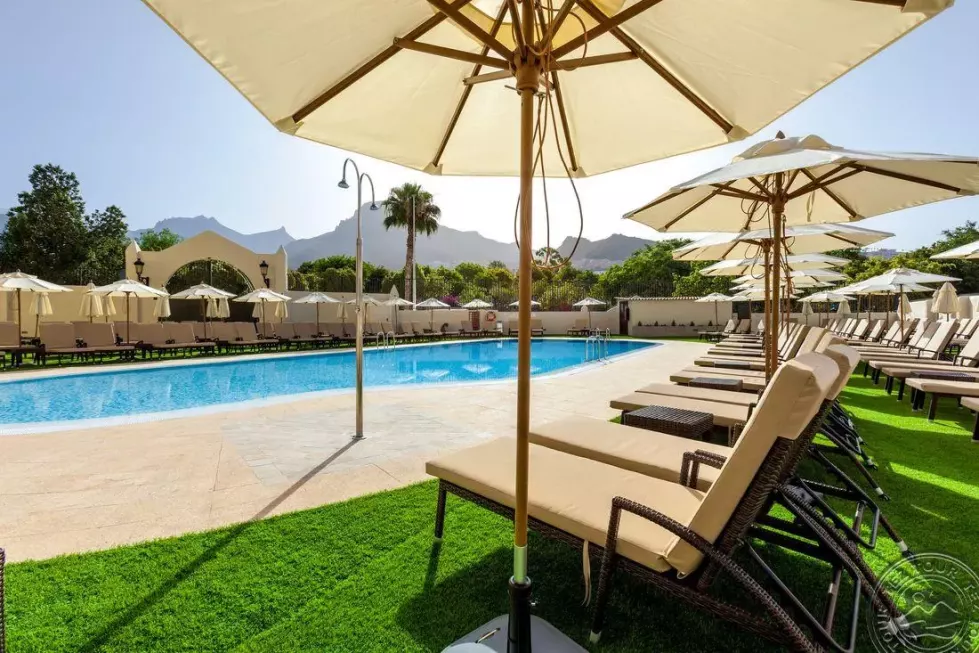 Viešbutis „GF ISABEL“ (Kosta adechė, Tenerifė, Ispanija)