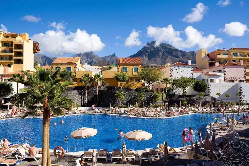 Viešbutis „GF ISABEL“ (Kosta adechė, Tenerifė, Ispanija)