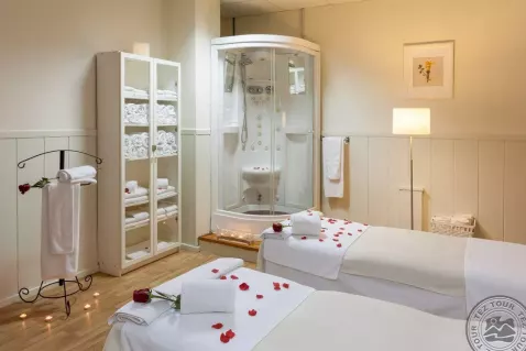 Viešbutis „GF ISABEL“ (Kosta adechė, Tenerifė, Ispanija)