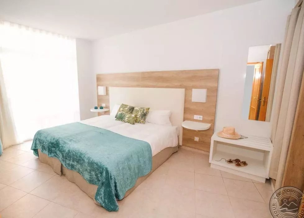 Viešbutis „GARA SUITES GOLF & SPA“ (Kosta adechė, Tenerifė, Ispanija)