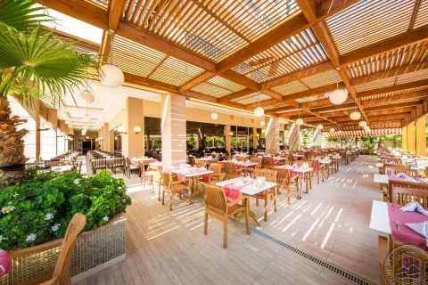 Viešbutis „DIZALYA PALM GARDEN“ (Alanija, Turkija)