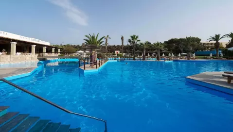 Viešbutis „AQUILA RITHYMNA BEACH“ (Retimnas, Kreta, Graikija)