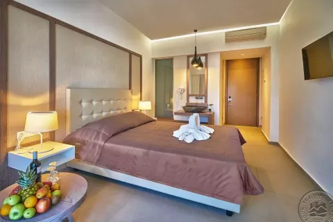 Viešbutis „EVA BAY HOTEL“ (Retimnas, Kreta, Graikija)