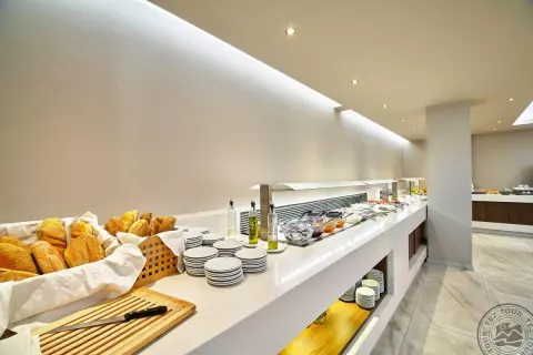 Viešbutis „EVA BAY HOTEL“ (Retimnas, Kreta, Graikija)