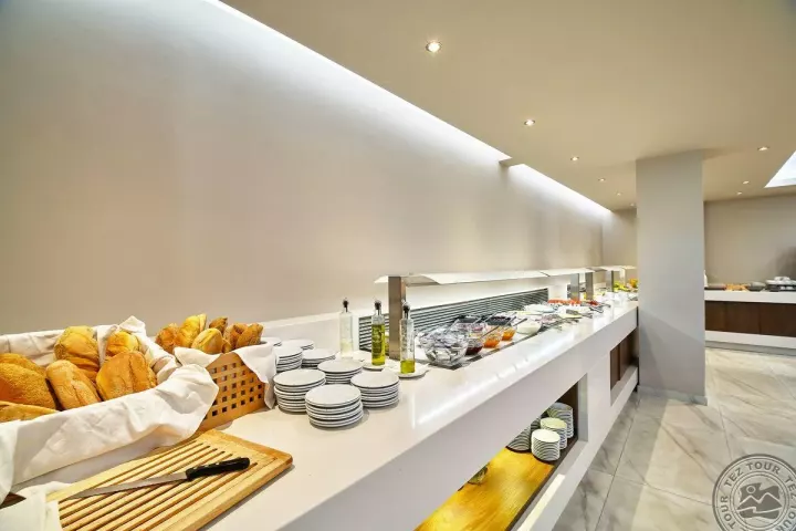 Viešbutis „EVA BAY HOTEL“ (Retimnas, Kreta, Graikija)