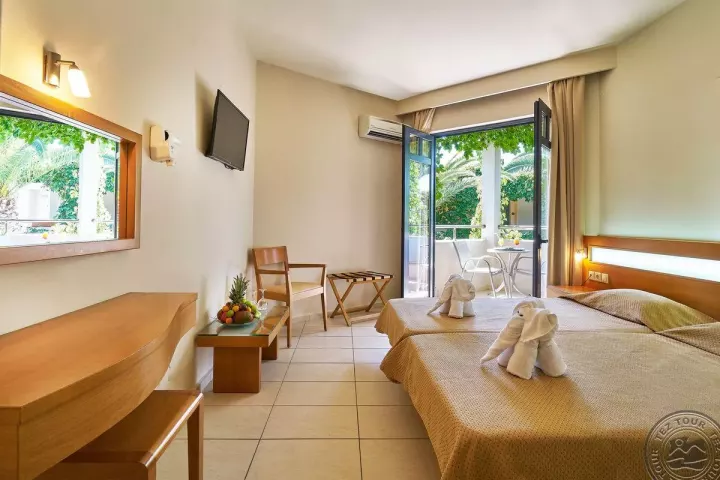 Viešbutis „EVA BAY HOTEL“ (Retimnas, Kreta, Graikija)