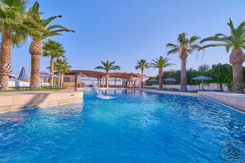 Viešbutis „EVA BAY HOTEL“ (Retimnas, Kreta, Graikija)